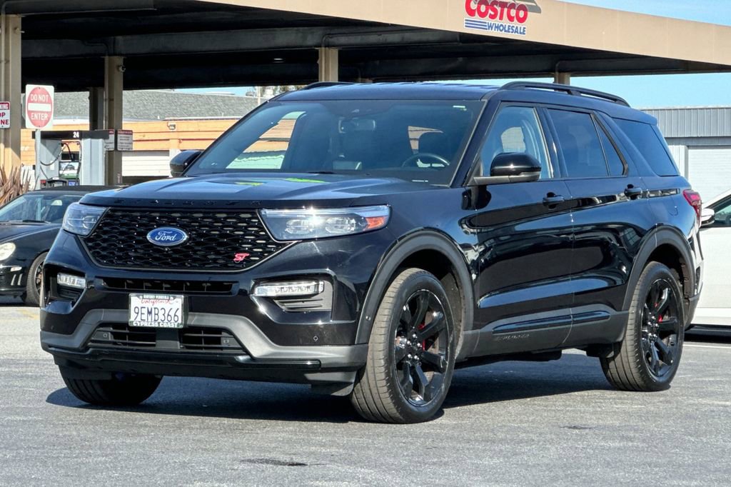 Certified 2022 Ford Explorer ST w/ Equipment Group 401A image 8