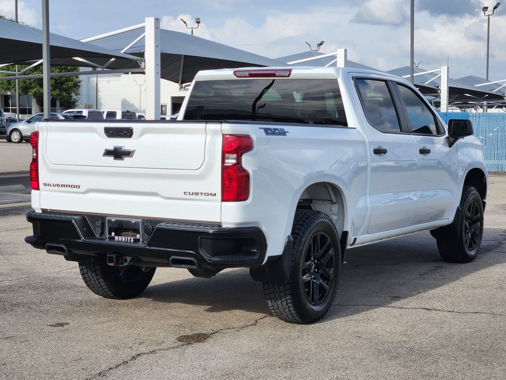 Certified 2024 Chevrolet Silverado 1500 Custom Trail Boss w/ Dark Appearance Package AWD/4WD image 5