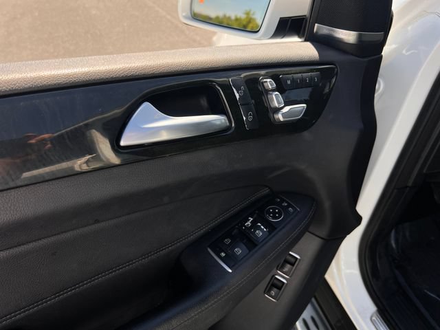 Used 2019 Mercedes-Benz GLS 450 4MATIC image 11