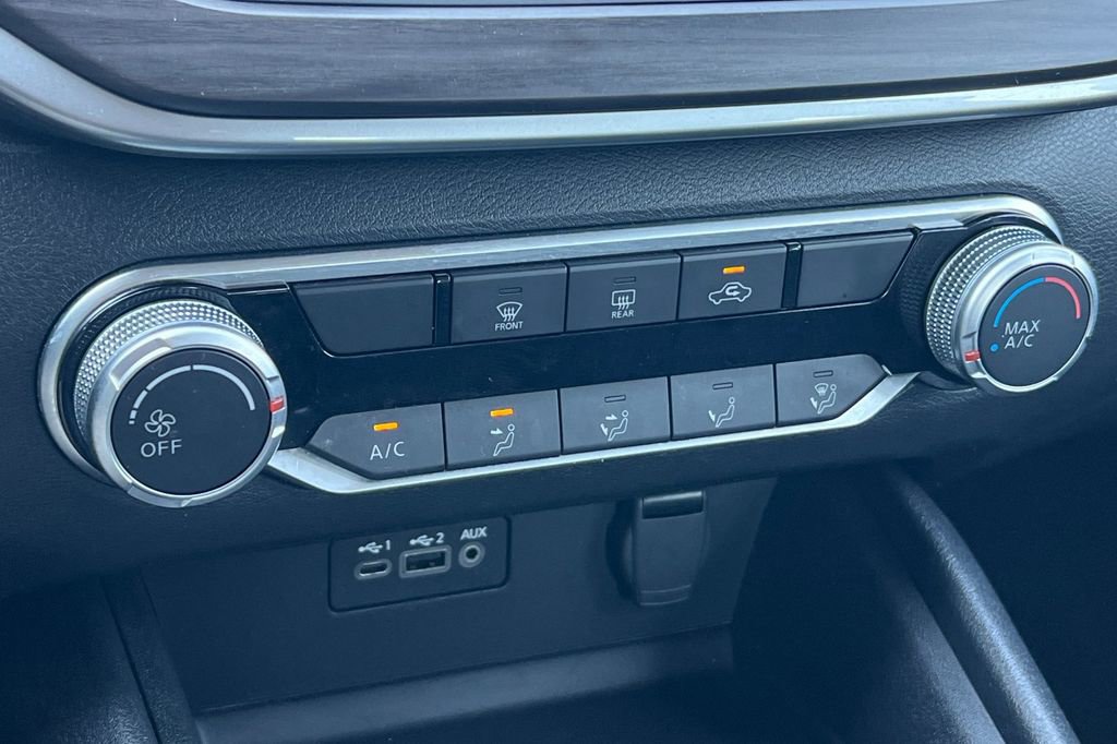 Used 2025 Nissan Altima 2.5 SV image 23