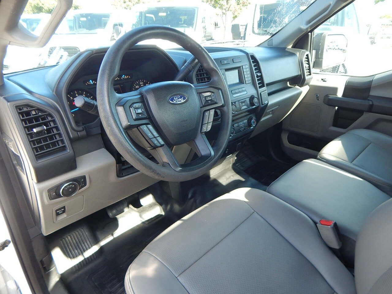 Used 2017 Ford F150 XL w/ Equipment Group 101A Mid RWD image 15