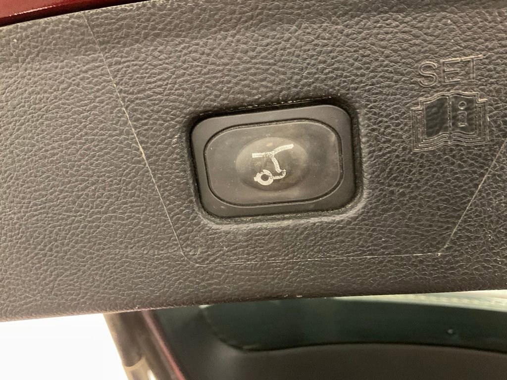 Used 2017 Ford Edge SEL w/ Equipment Group 201A image 22