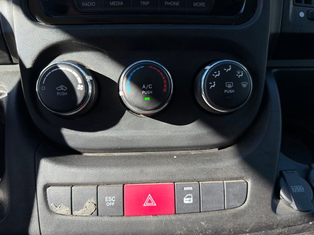 Used 2021 RAM ProMaster 2500 image 29