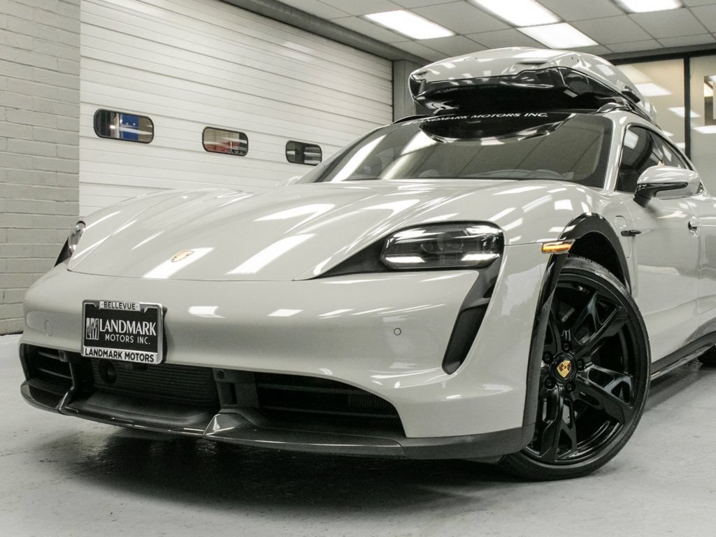 Used 2022 Porsche Taycan Turbo S AWD/4WD image 12