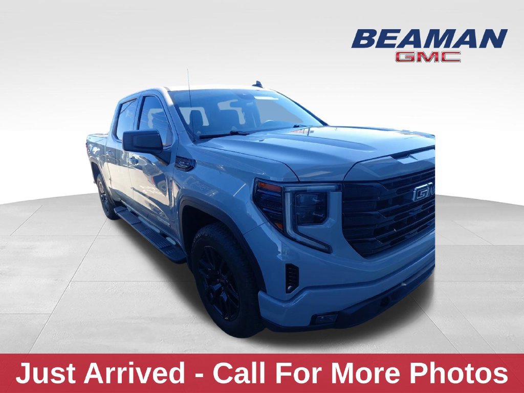 Used 2024 GMC Sierra 1500 Elevation w/ LPO, Elevation Black Package