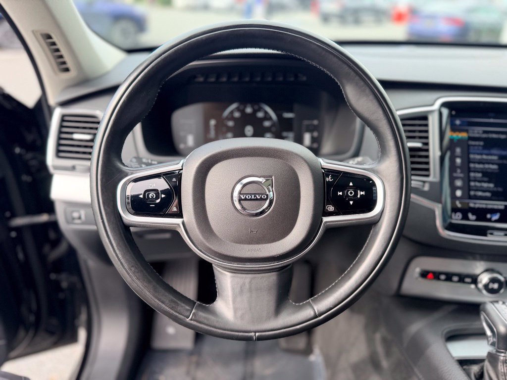Used 2018 Volvo XC90 T5 Momentum w/ Convenience Package AWD/4WD image 29