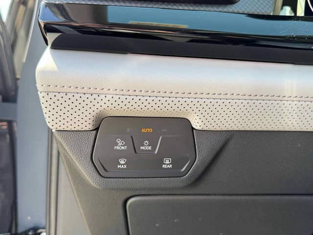 New 2026 Volkswagen Atlas Peak Edition AWD/4WD image 23