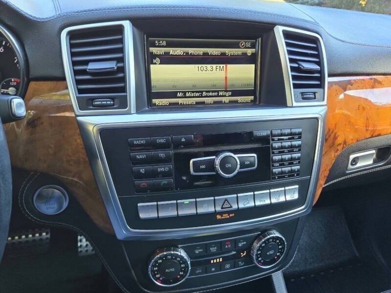 Used 2015 Mercedes-Benz ML 400 4MATIC image 17