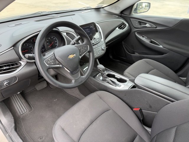 Used 2023 Chevrolet Malibu LT image 11