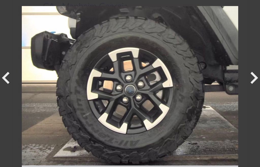 Used 2025 Jeep Wrangler Unlimited Rubicon 4xe w/ Convenience Group image 10