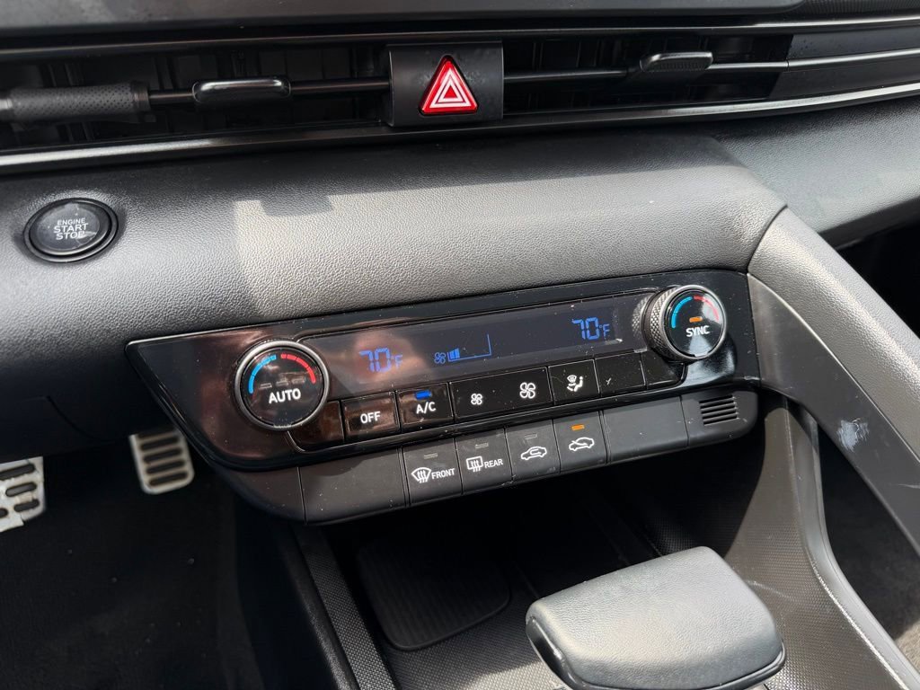 Used 2025 Hyundai Elantra Sport image 24