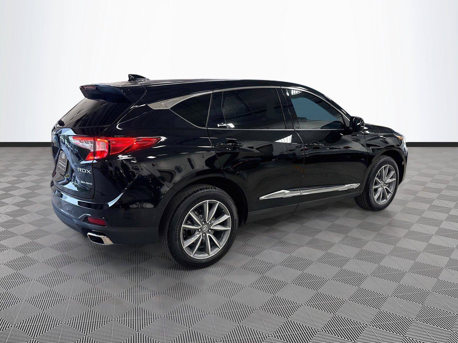 Used 2024 Acura RDX w/ Technology Package AWD/4WD image 7
