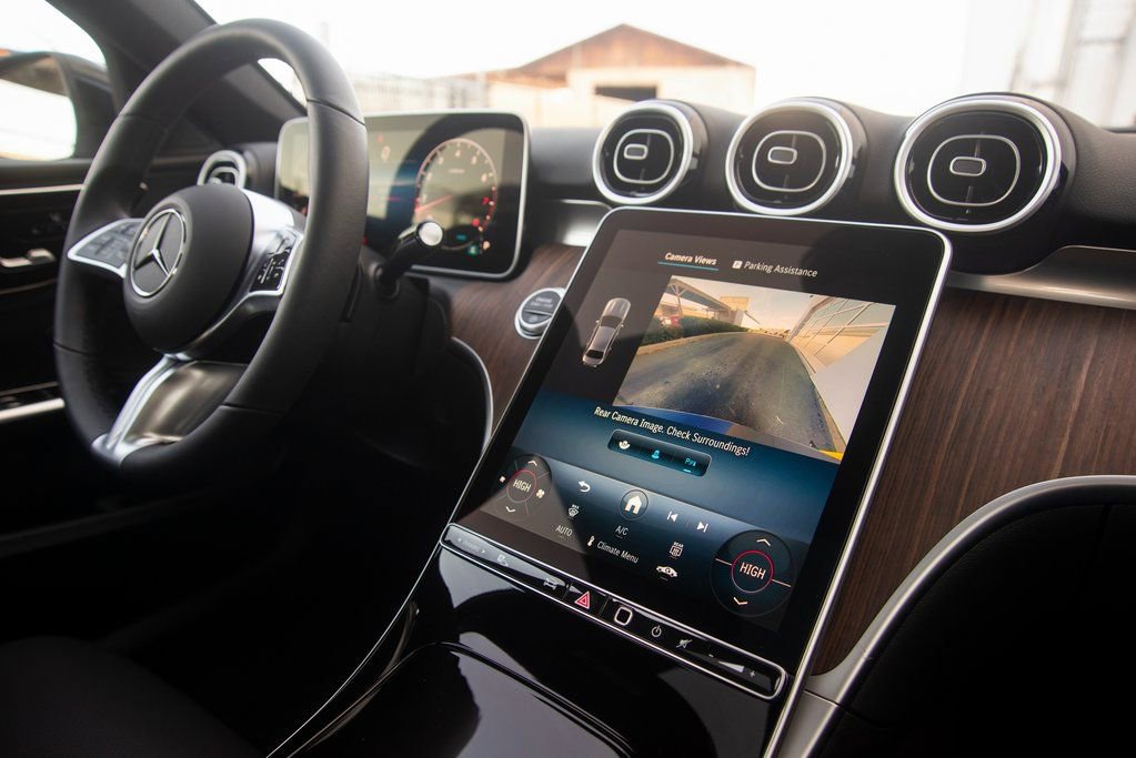 Certified 2025 Mercedes-Benz C 300 4MATIC Sedan image 32