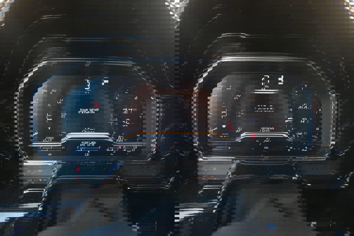 Used 2023 GMC Sierra 1500 Elevation image 15