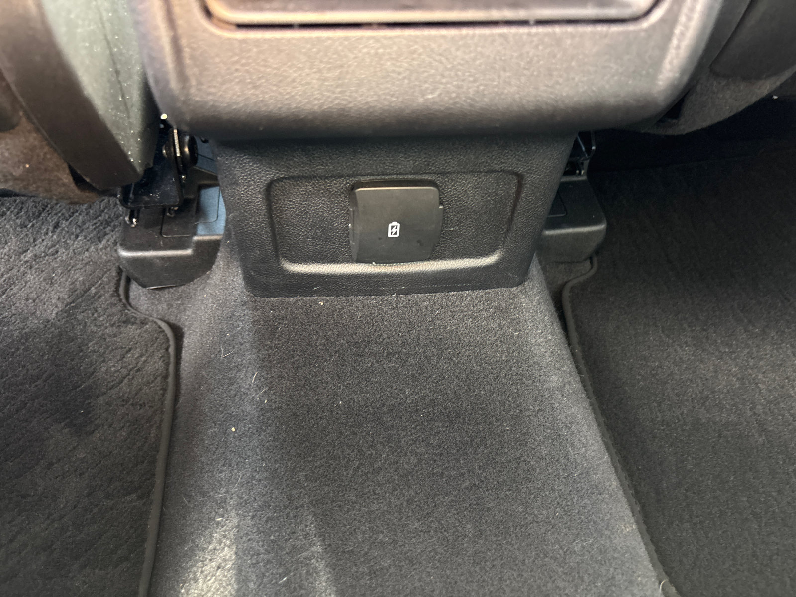 Certified 2023 Lincoln Corsair AWD image 30