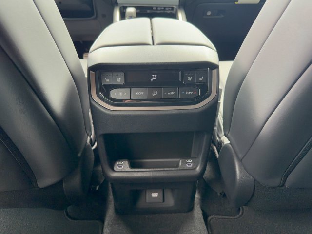 New 2026 Lexus TX 500h AWD w/ Technology Package image 29