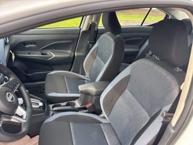 New 2025 Nissan Versa SV w/ Trunk Package image 20