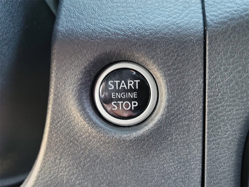 Used 2023 Nissan Frontier Pro-X w/ Pro Convenience Package image 9