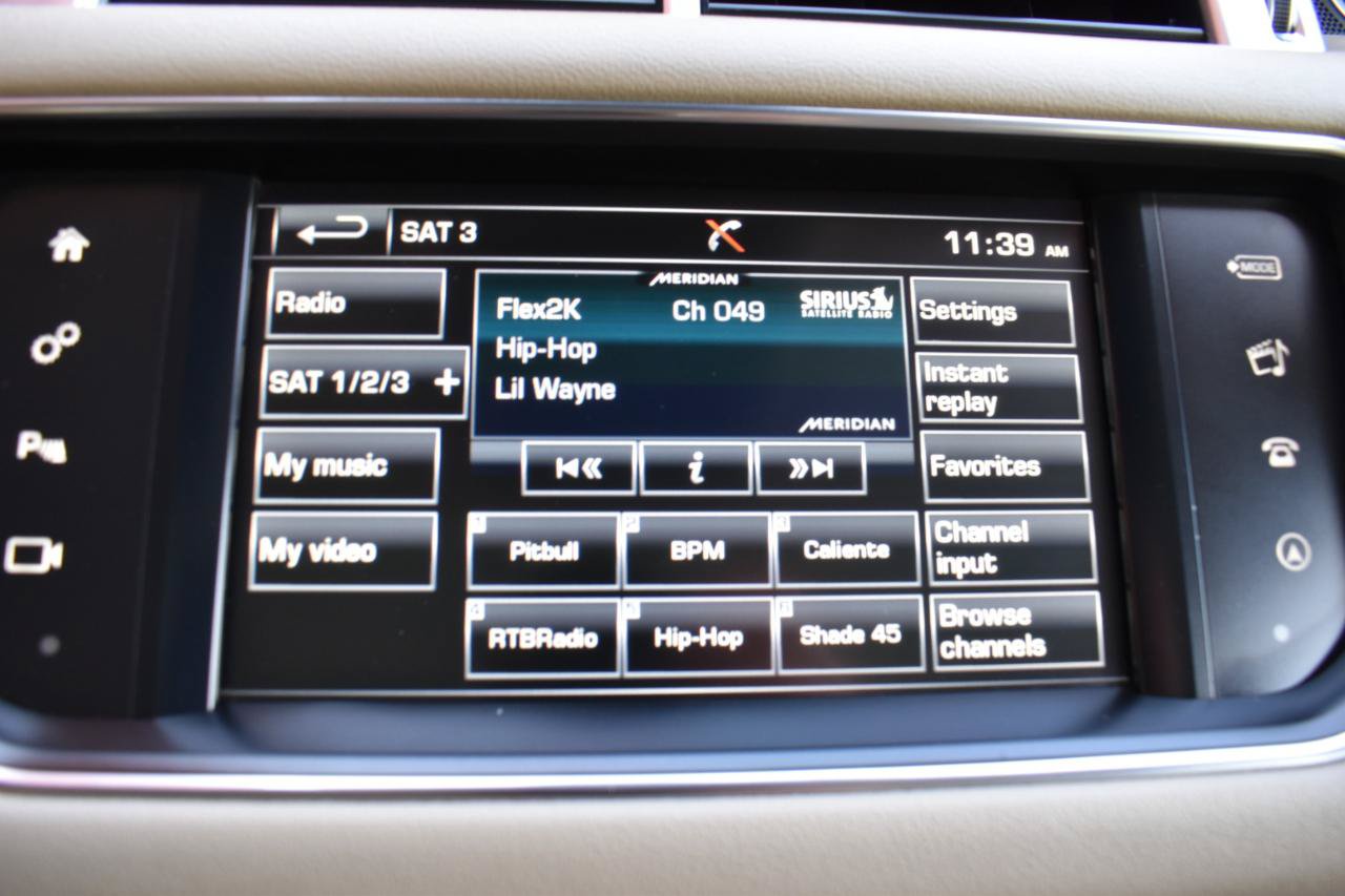 Used 2016 Land Rover Range Rover Sport HSE AWD/4WD image 31