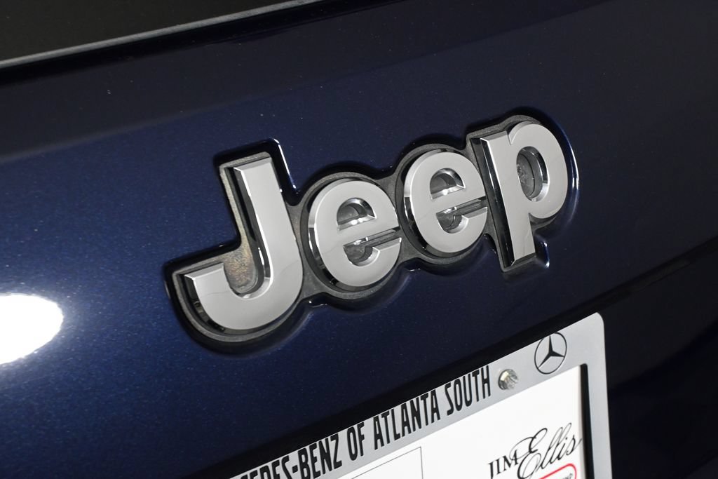 Used 2018 Jeep Grand Cherokee Limited RWD image 26