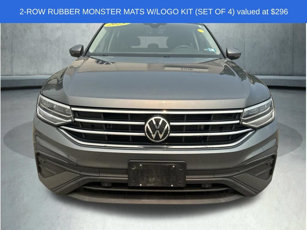 Used 2023 Volkswagen Tiguan SE w/ Panoramic Sunroof Package AWD/4WD image 7