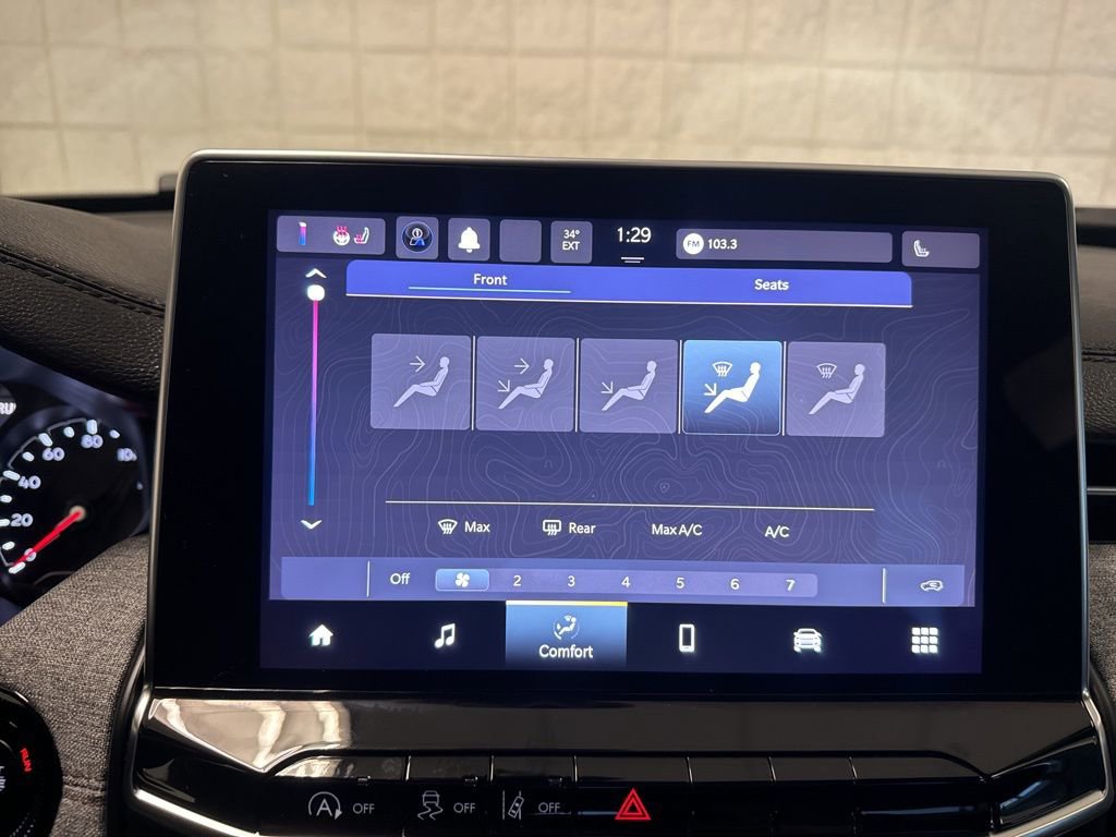 Used 2023 Jeep Compass Latitude image 12