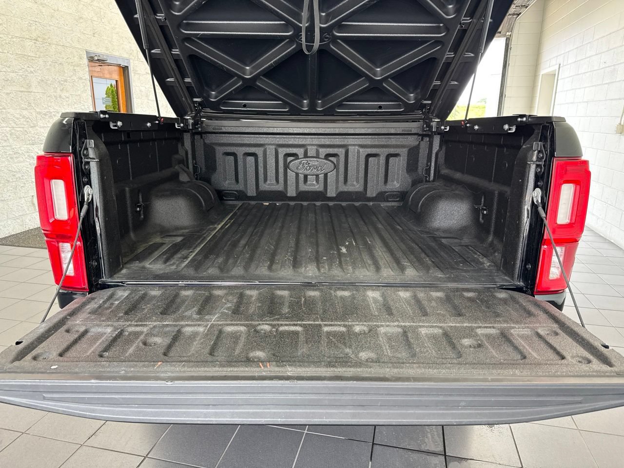 Used 2021 Ford Ranger XLT w/ Equipment Group 302A High AWD/4WD image 9