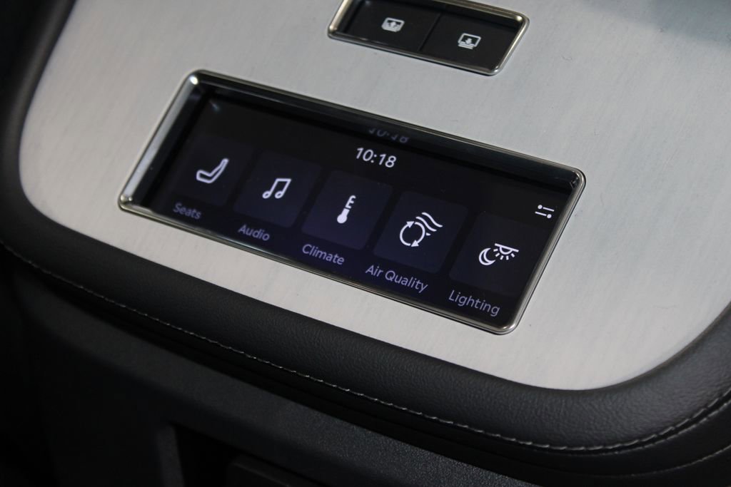 Used 2025 Lincoln Navigator Reserve w/ Jet Appearance Package image 29