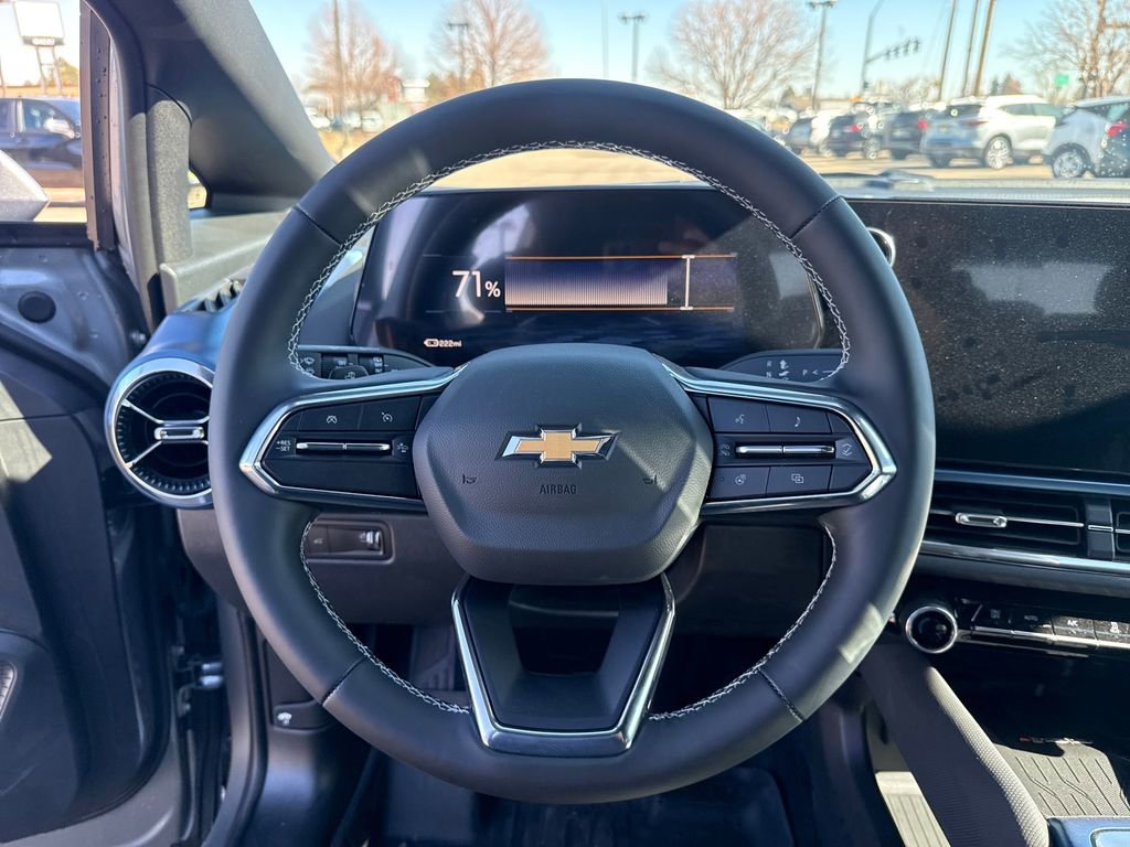 New 2026 Chevrolet Equinox EV LT AWD/4WD image 14