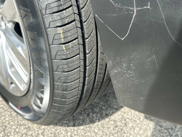 Certified 2024 Cadillac XT4 Premium Luxury FWD image 10