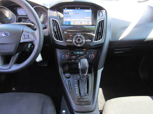 Used 2018 Ford Focus SEL FWD image 15