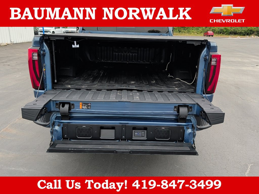 Used 2025 GMC Sierra 2500 Denali Ultimate AWD/4WD image 38