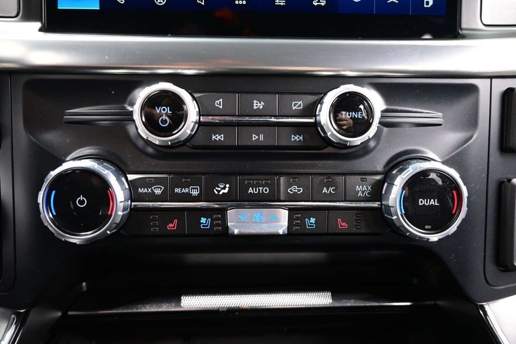 Used 2023 Ford F150 Lariat w/ Bed Utility Package RWD image 18