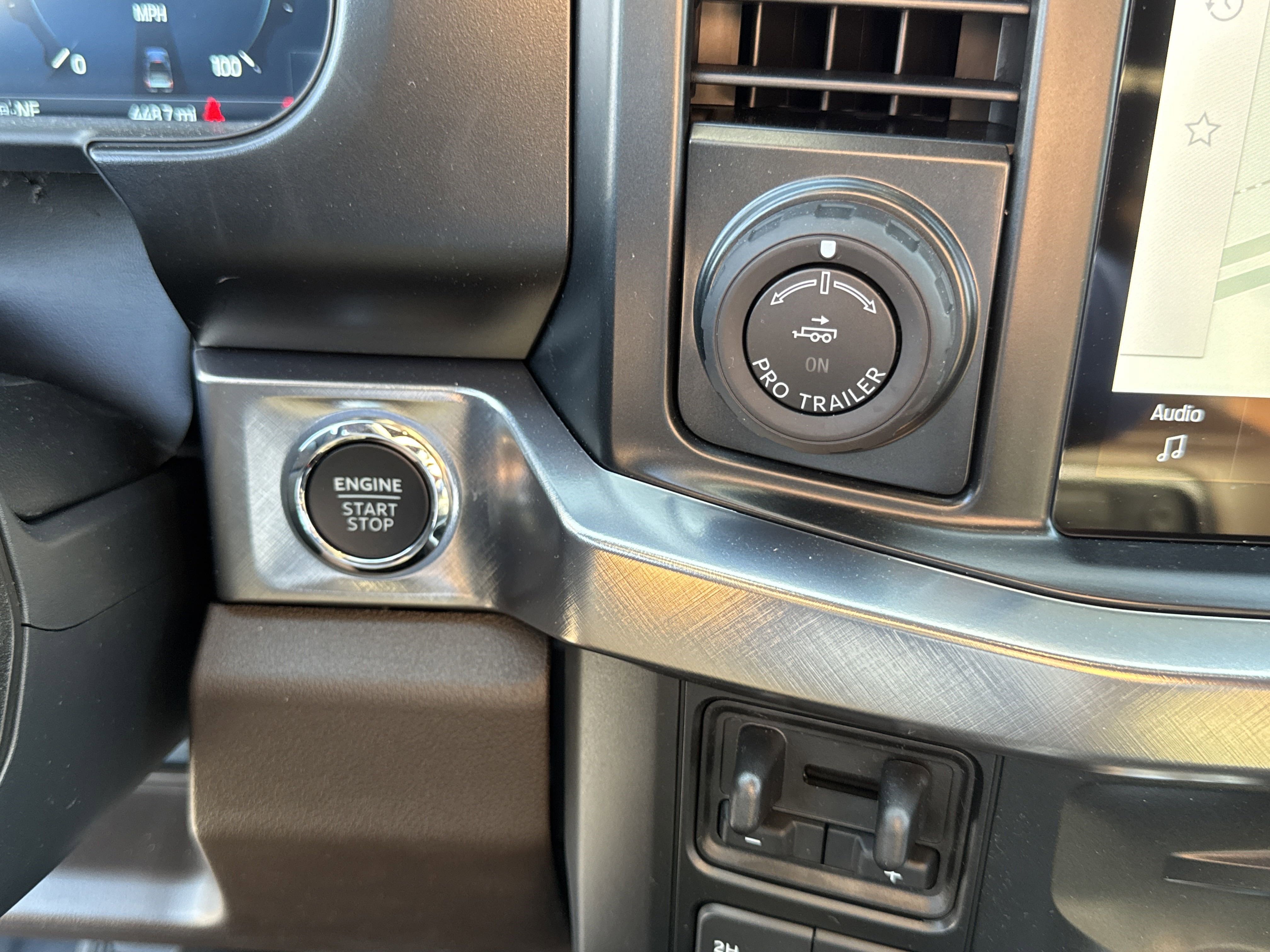 New 2025 Ford F250 King Ranch w/ Chrome Package image 34