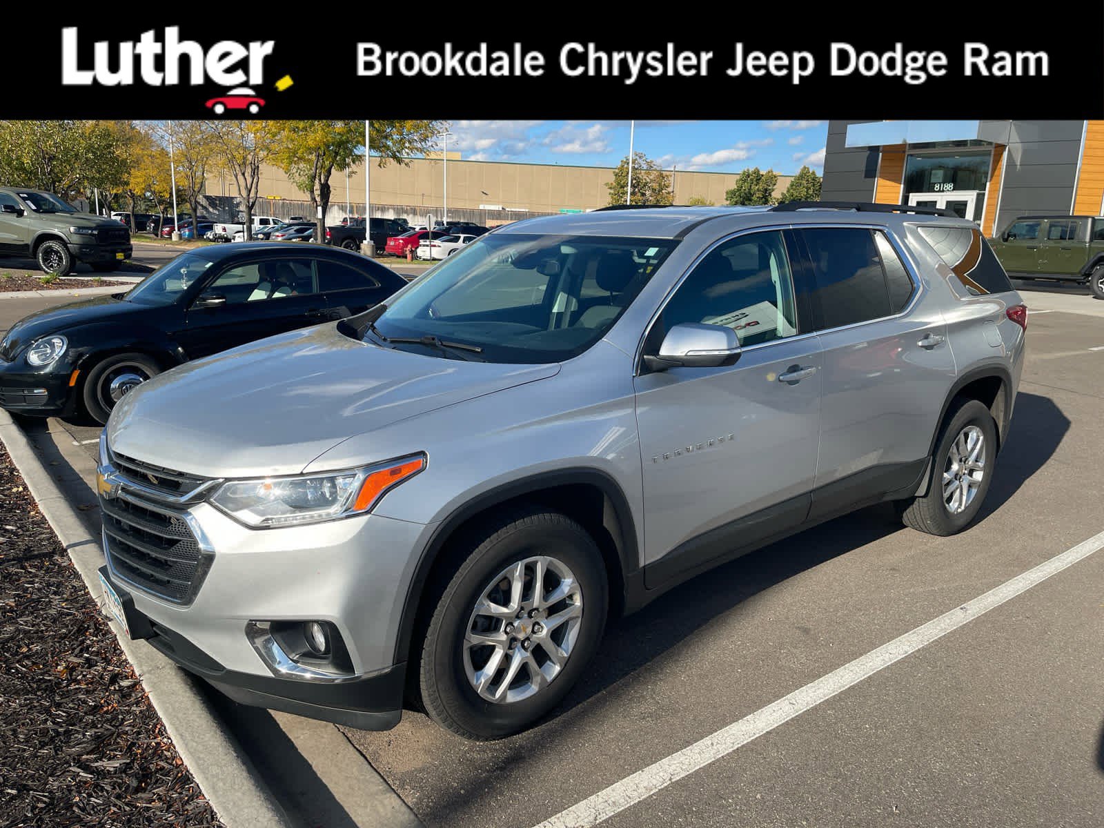 Used 2021 Chevrolet Traverse LT