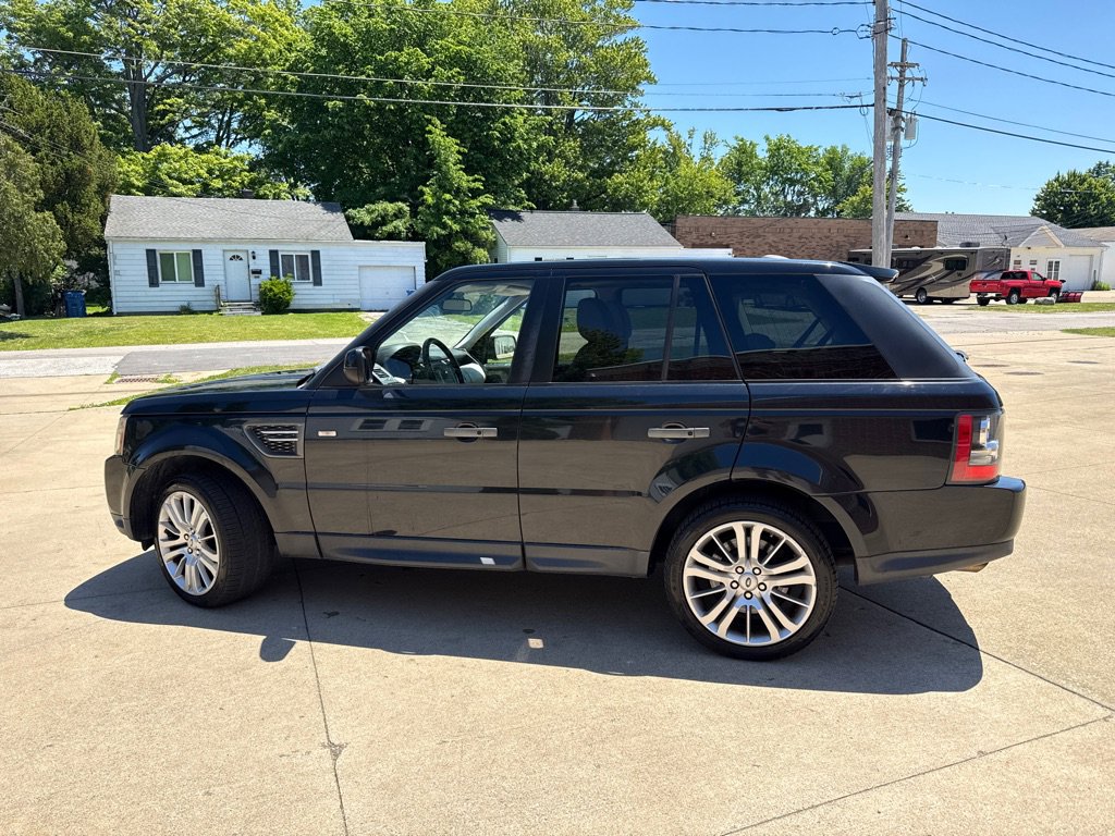 Used 2011 Land Rover Range Rover Sport HSE LUX AWD/4WD image 5