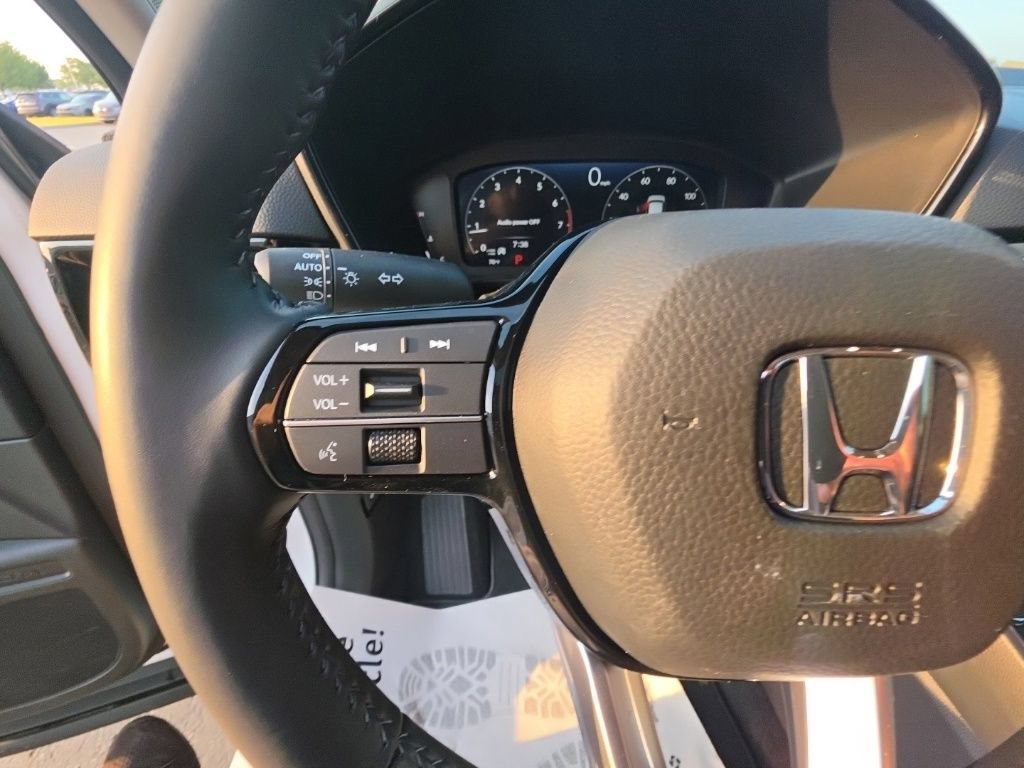 Used 2026 Honda CR-V EX-L image 18