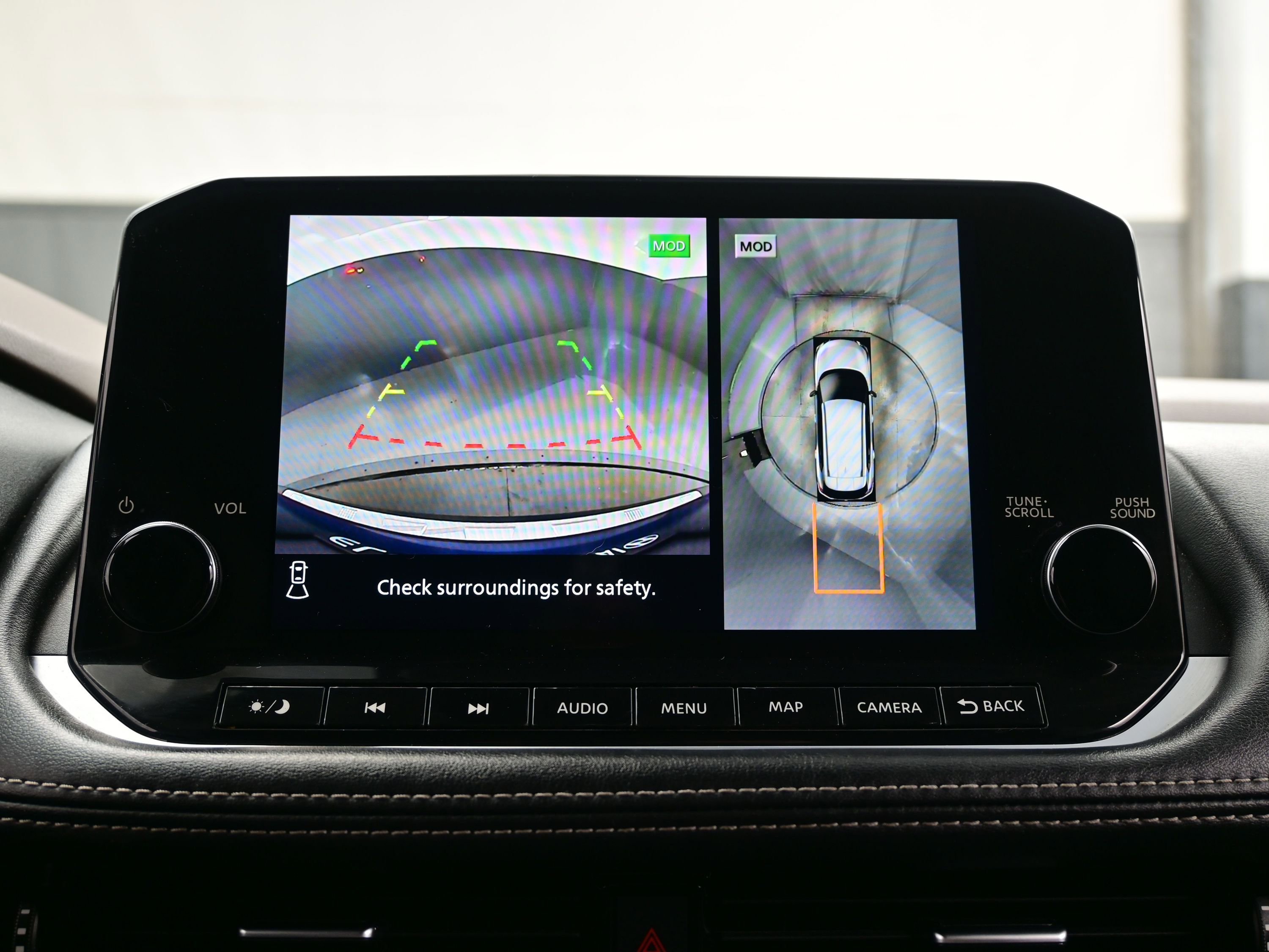 Used 2022 Nissan Rogue SL w/ SL Premium Package image 19