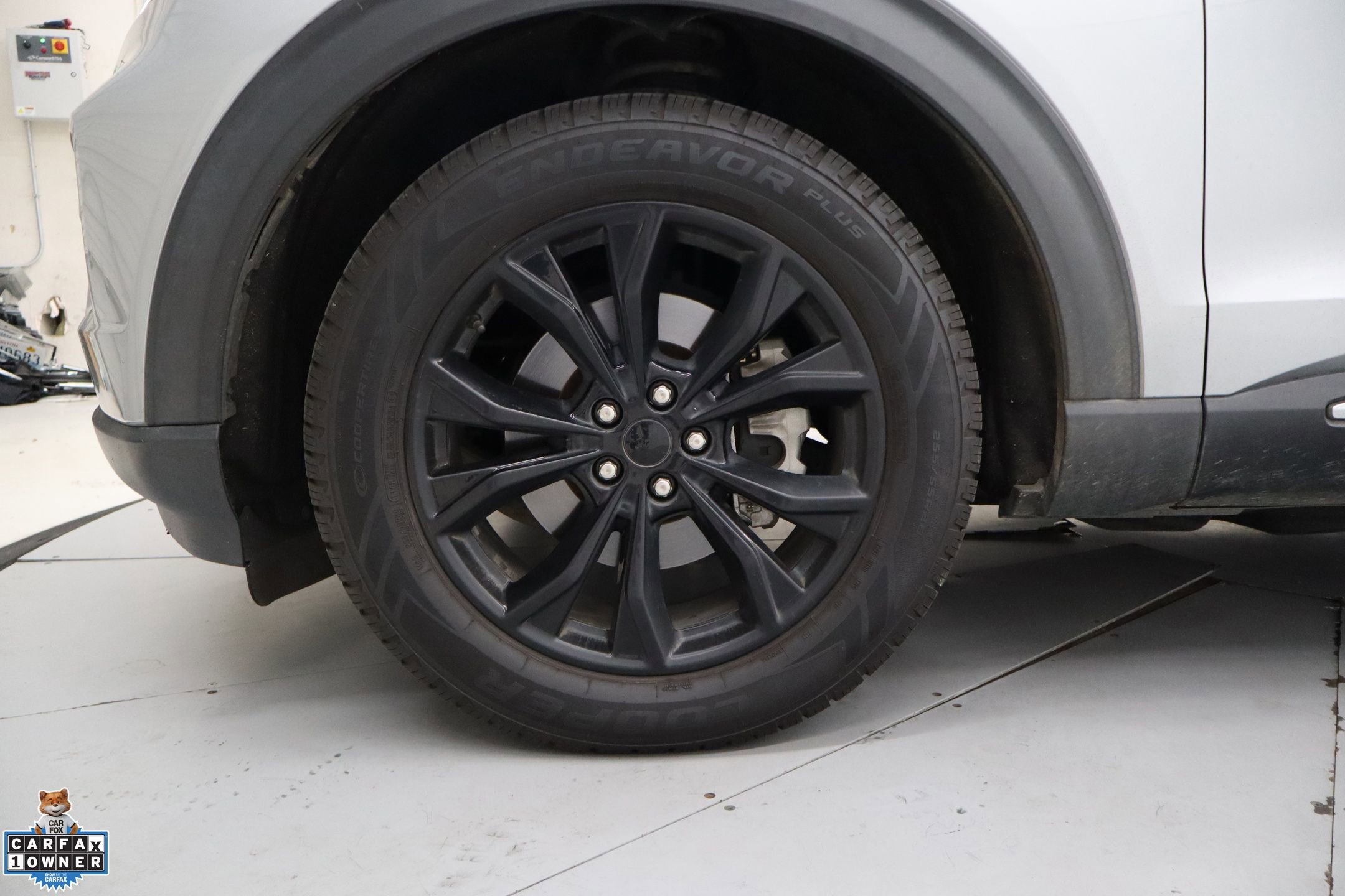 Used 2021 Ford Explorer XLT w/ Equipment Group 202A image 12