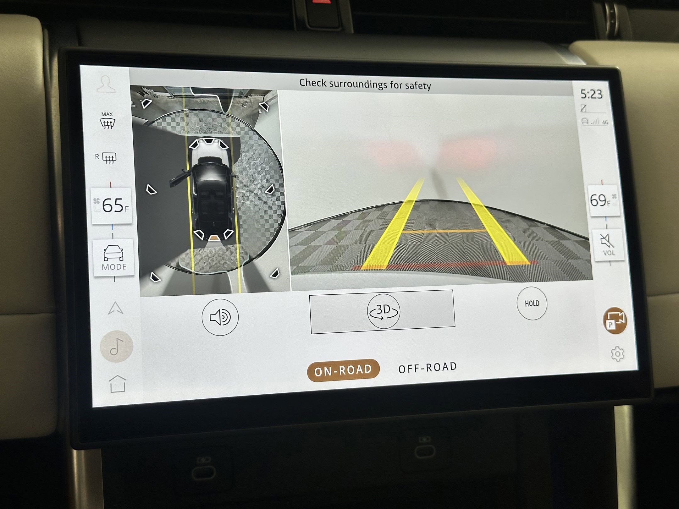 Used 2025 Land Rover Discovery Sport S AWD/4WD image 22