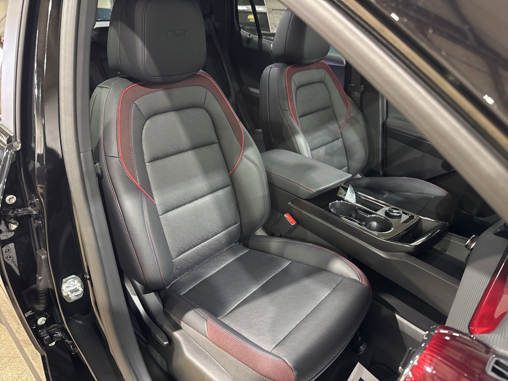 New 2025 Chevrolet Equinox RS image 32