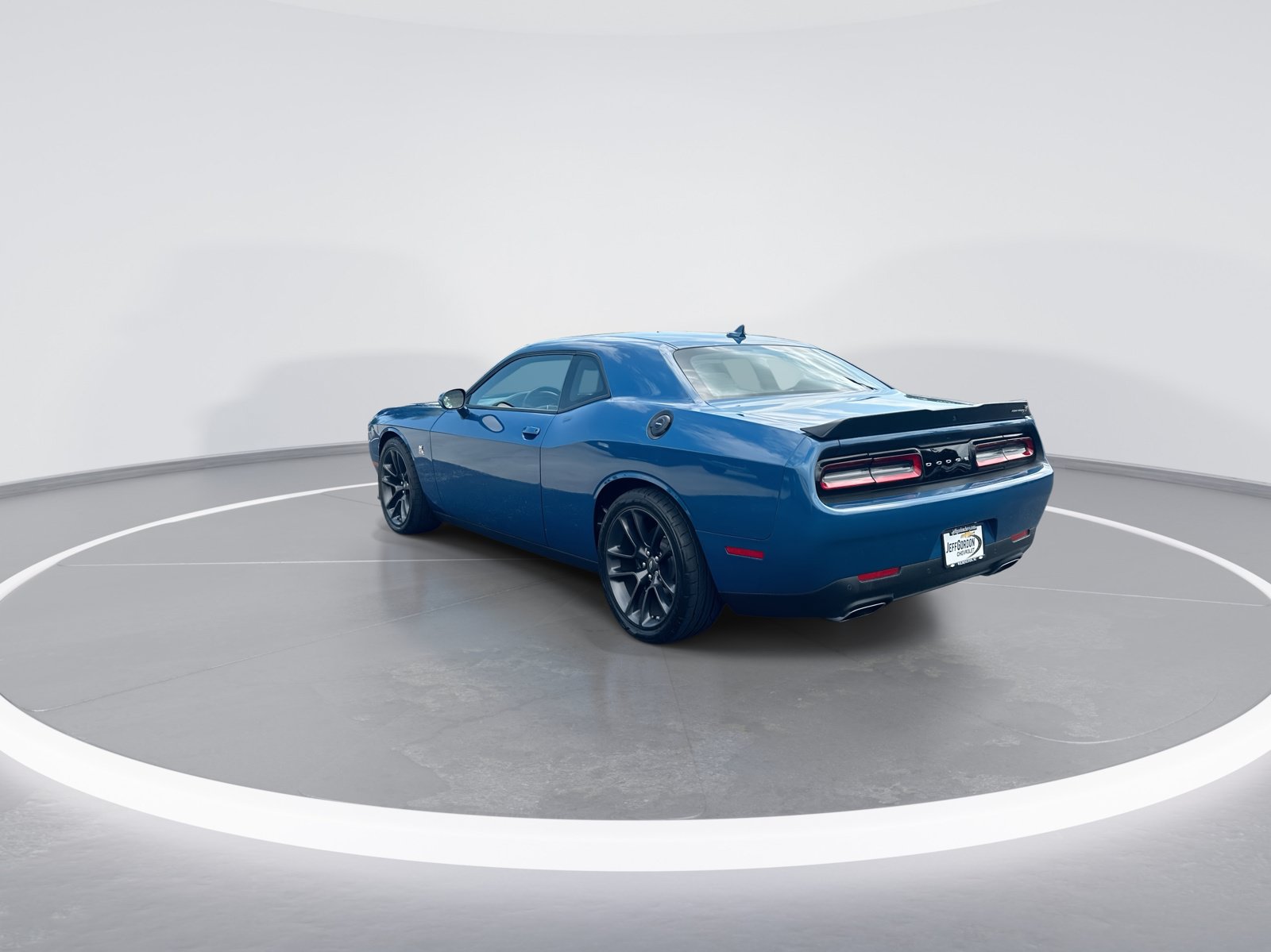 Used 2021 Dodge Challenger R/T Scat Pack RWD image 7