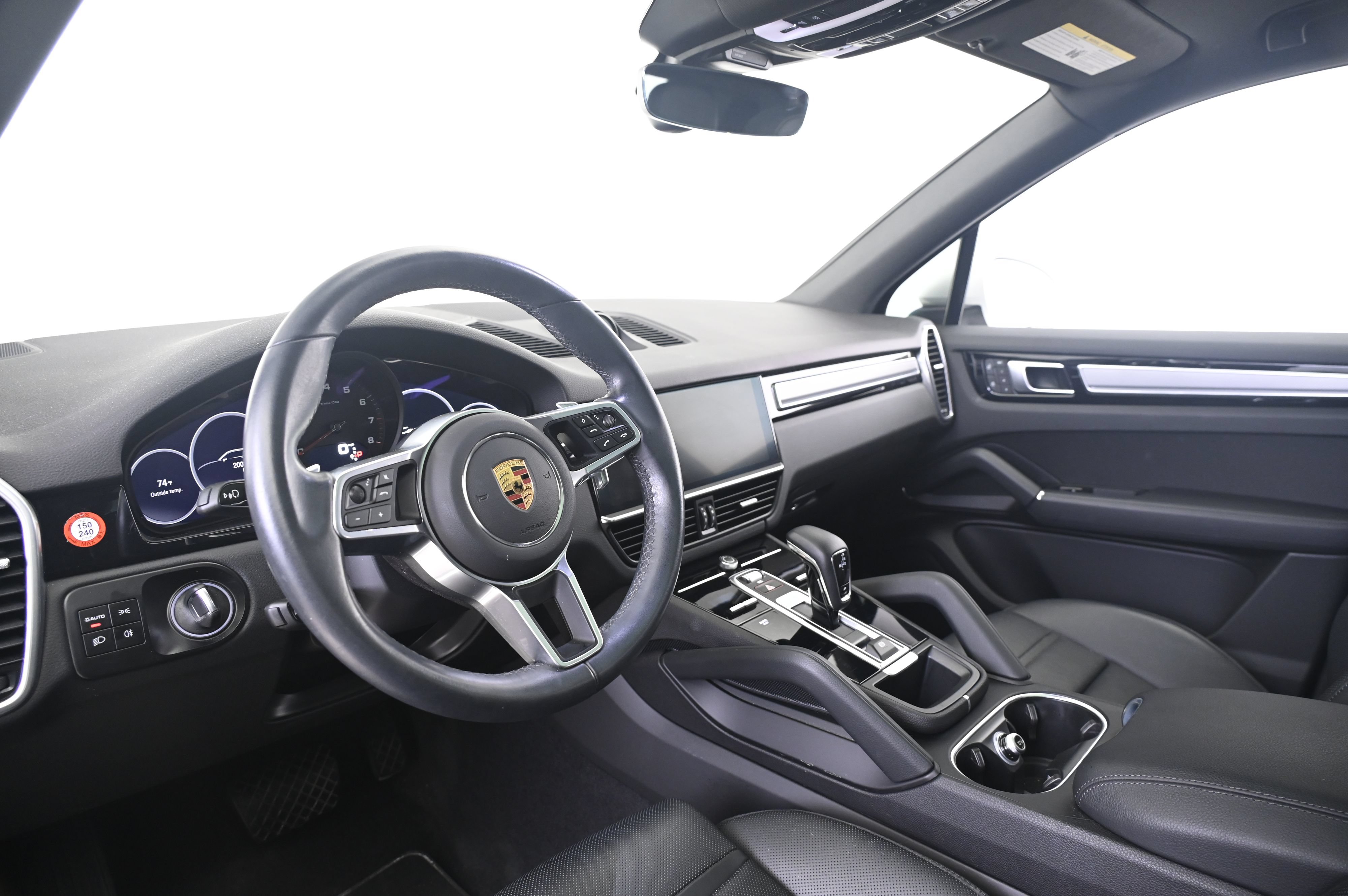 Certified 2023 Porsche Cayenne AWD/4WD image 4