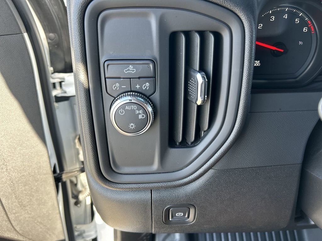 Used 2026 GMC Sierra 1500 Pro w/ Pro Value Package RWD image 18
