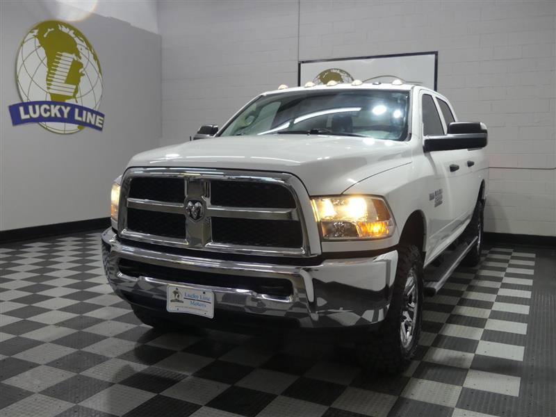 Used 2017 RAM 2500 Tradesman w/ Chrome Appearance Group AWD/4WD image 4