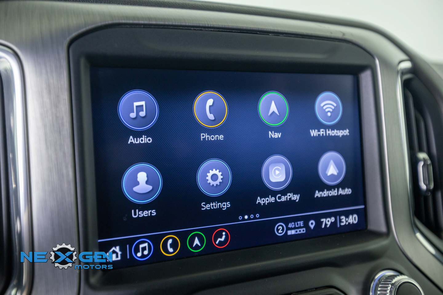 Used 2022 GMC Sierra 3500 Denali w/ Technology Package AWD/4WD image 19
