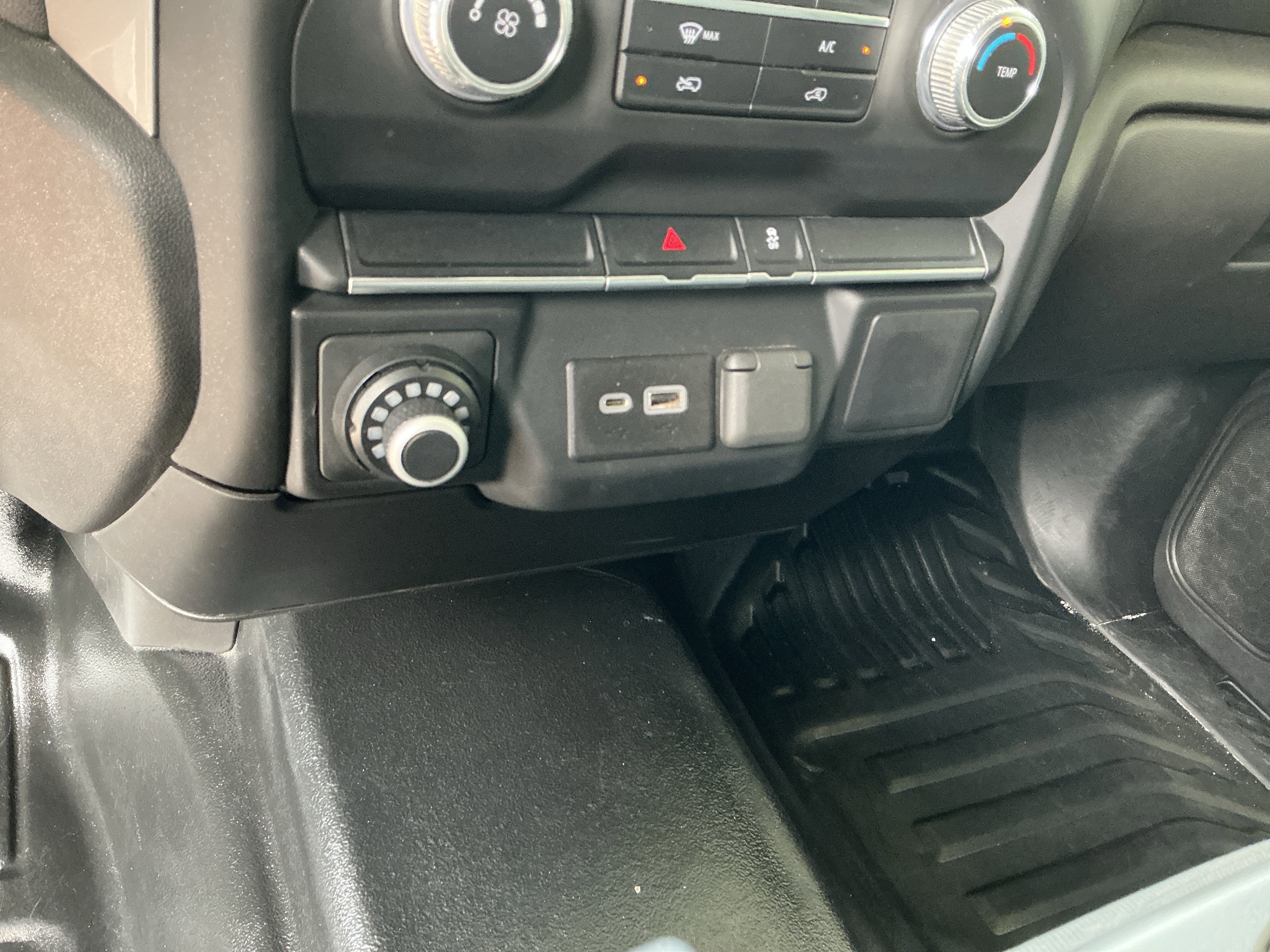 Used 2023 GMC Sierra 2500 Pro AWD/4WD image 30