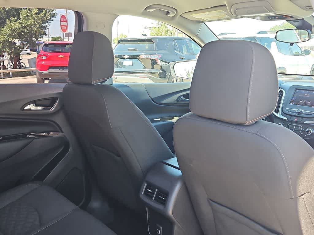 Used 2021 Chevrolet Equinox LT AWD/4WD image 17