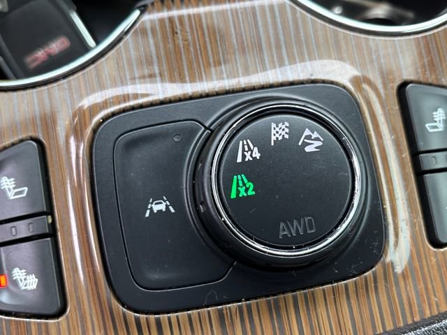 Used 2021 GMC Acadia SLE w/ Driver Convenience Package image 18