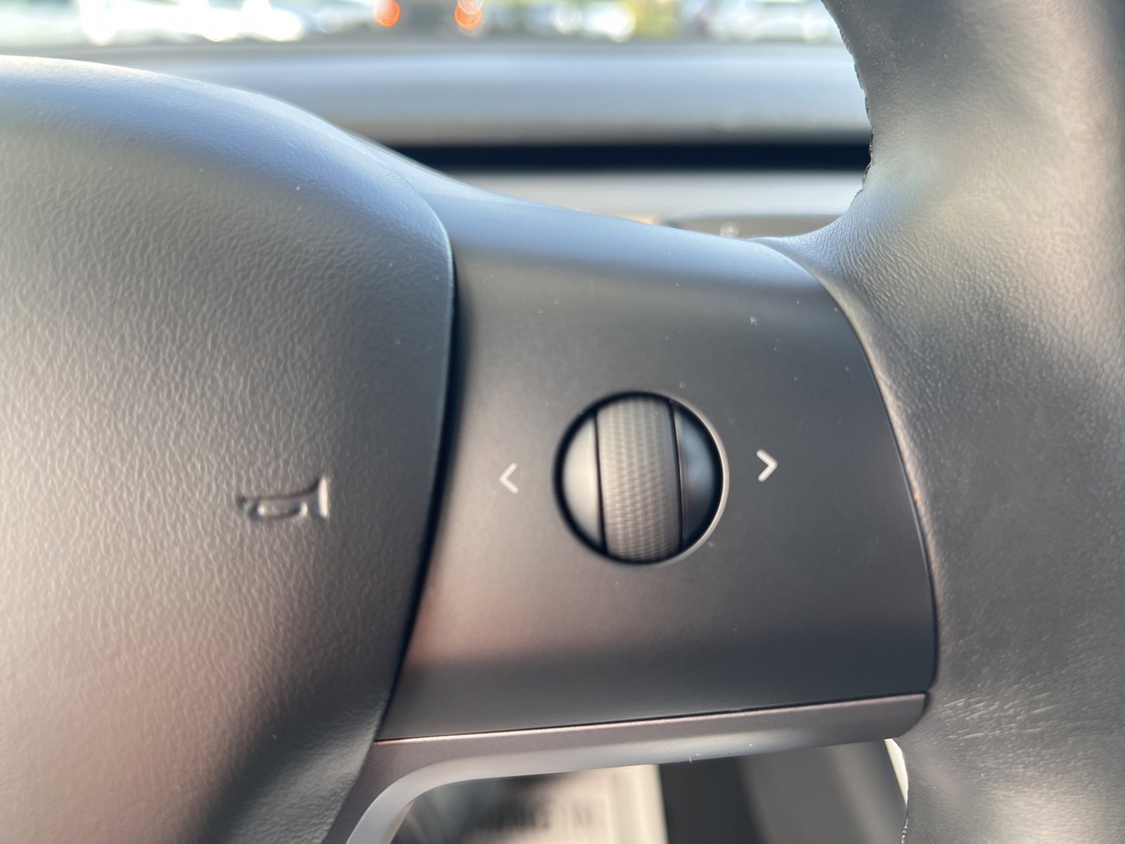 Used 2018 Tesla Model 3 Long Range image 15